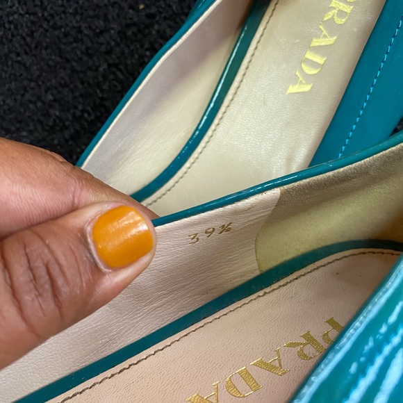 Prada flats - Picture 6 of 9